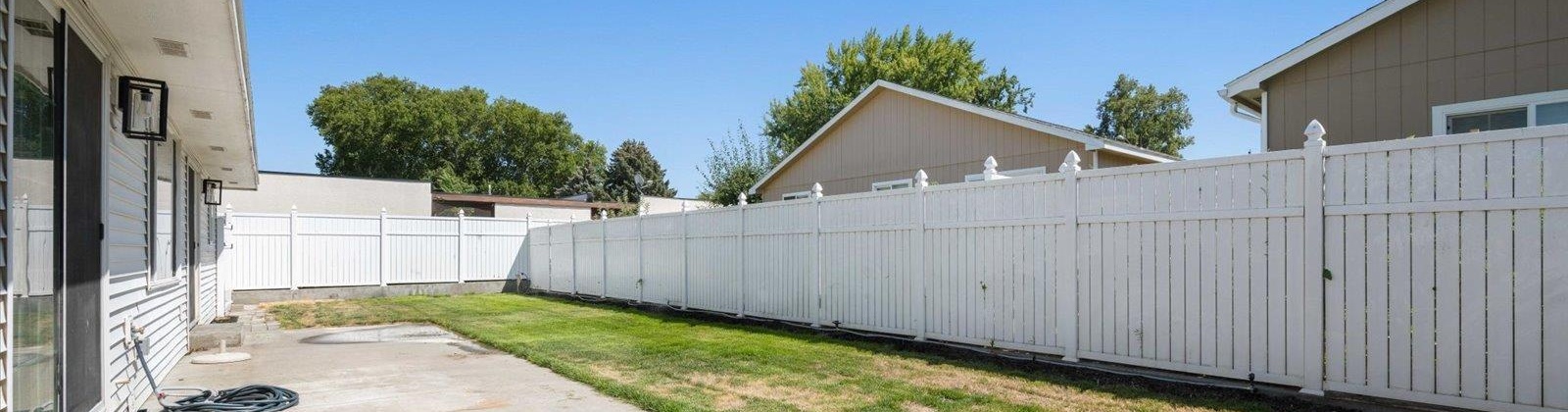 4th Pl, Kennewick, Washington 99336, 3 Bedrooms Bedrooms, ,2 BathroomsBathrooms,For Sale,4th Pl,285963