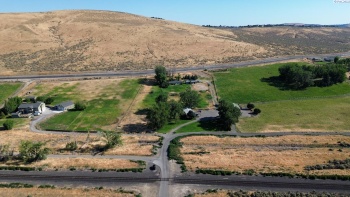 823 Pr SE, Kennewick, Washington 99338, 3 Bedrooms Bedrooms, ,2 BathroomsBathrooms,For Sale,823 Pr SE,285970
