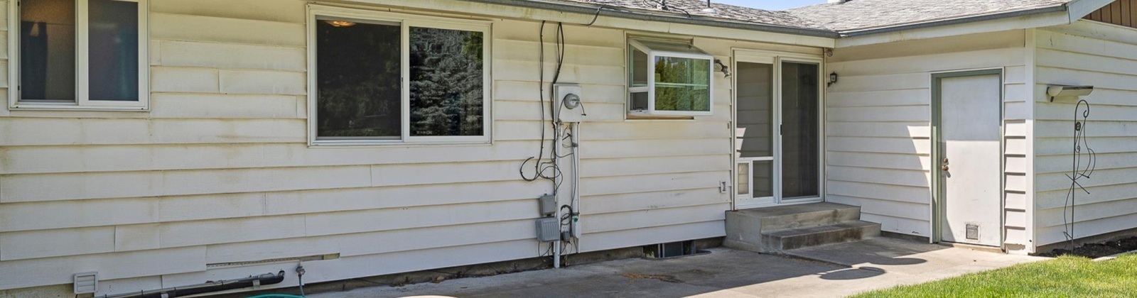 Austin Street, Richland, Washington 99354, 5 Bedrooms Bedrooms, ,3 BathroomsBathrooms,For Sale,Austin Street,285973