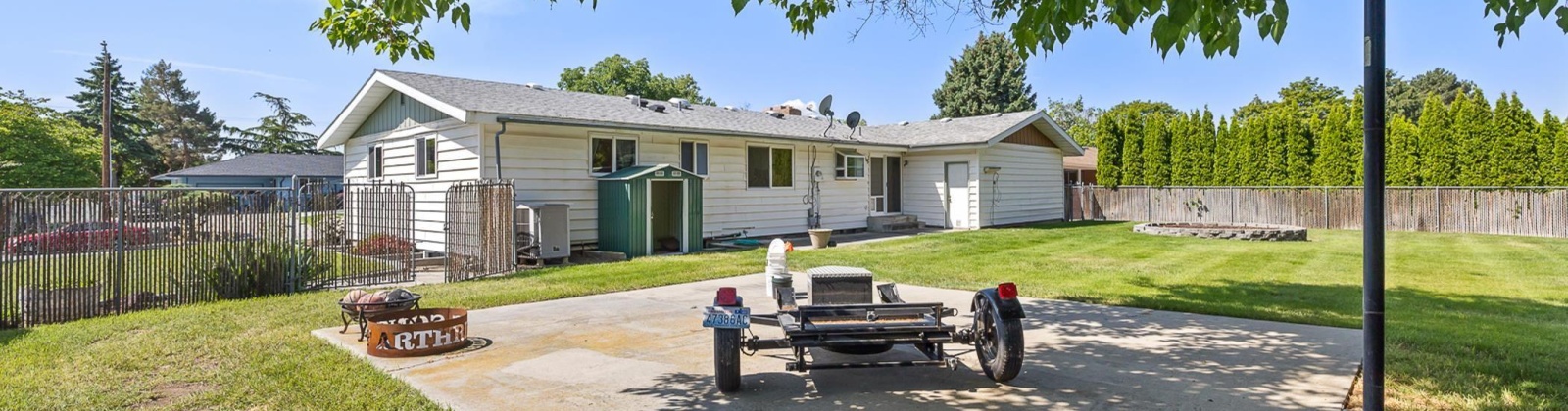 Austin Street, Richland, Washington 99354, 5 Bedrooms Bedrooms, ,3 BathroomsBathrooms,For Sale,Austin Street,285973