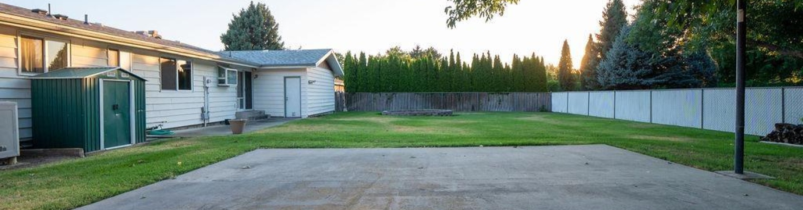 Austin Street, Richland, Washington 99354, 5 Bedrooms Bedrooms, ,3 BathroomsBathrooms,For Sale,Austin Street,285973