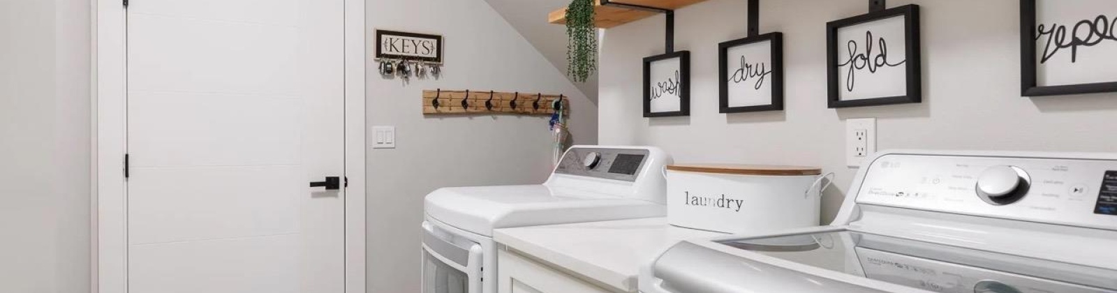 Metaline Ave, Kennewick, Washington 99336, 7 Bedrooms Bedrooms, 0 ,6 BathroomsBathrooms,Houses,For Sale,Metaline Ave,0,285985