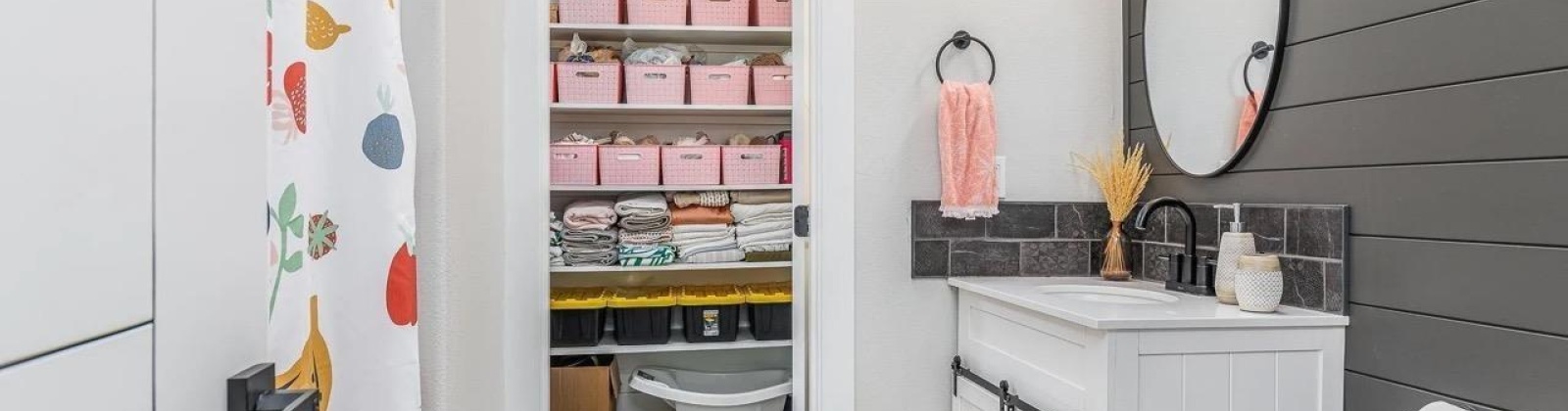 Metaline Ave, Kennewick, Washington 99336, 7 Bedrooms Bedrooms, 0 ,6 BathroomsBathrooms,Houses,For Sale,Metaline Ave,0,285985