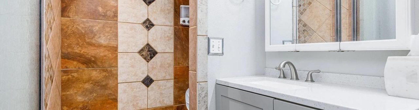 Metaline Ave, Kennewick, Washington 99336, 7 Bedrooms Bedrooms, 0 ,6 BathroomsBathrooms,Houses,For Sale,Metaline Ave,0,285985