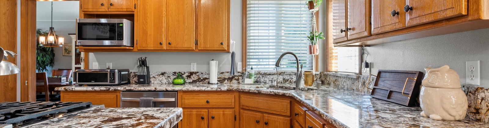 Pacific Ct, Richland, Washington 99352, 4 Bedrooms Bedrooms, ,3 BathroomsBathrooms,For Sale,Pacific Ct,285992