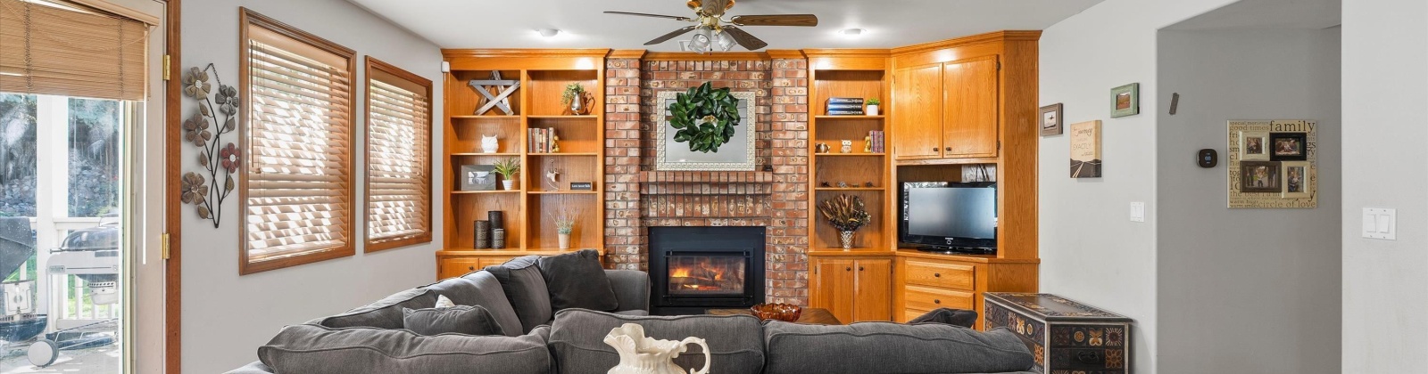 Pacific Ct, Richland, Washington 99352, 4 Bedrooms Bedrooms, ,3 BathroomsBathrooms,For Sale,Pacific Ct,285992