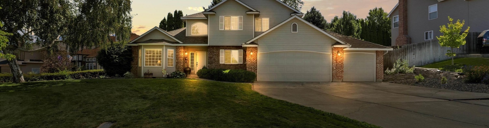 Pacific Ct, Richland, Washington 99352, 4 Bedrooms Bedrooms, ,3 BathroomsBathrooms,For Sale,Pacific Ct,285992