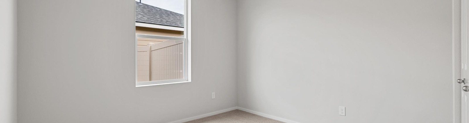 Dunsmuir, Pasco, Washington 99301, 4 Bedrooms Bedrooms, ,2 BathroomsBathrooms,For Sale,Dunsmuir,286002