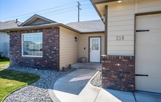 Belfair Pl, Kennewick, Washington 99336, 3 Bedrooms Bedrooms, ,2 BathroomsBathrooms,For Sale,Belfair Pl,286001