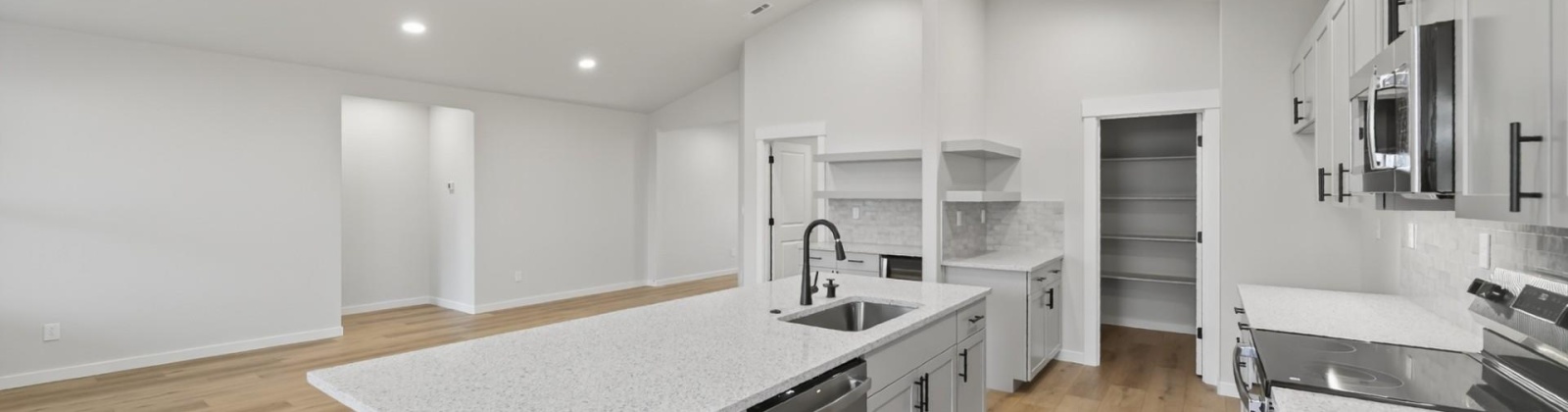 Stonecap St., Richland, Washington 99352, 3 Bedrooms Bedrooms, 0 ,2 BathroomsBathrooms,Houses,For Sale,Stonecap St.,0,286008