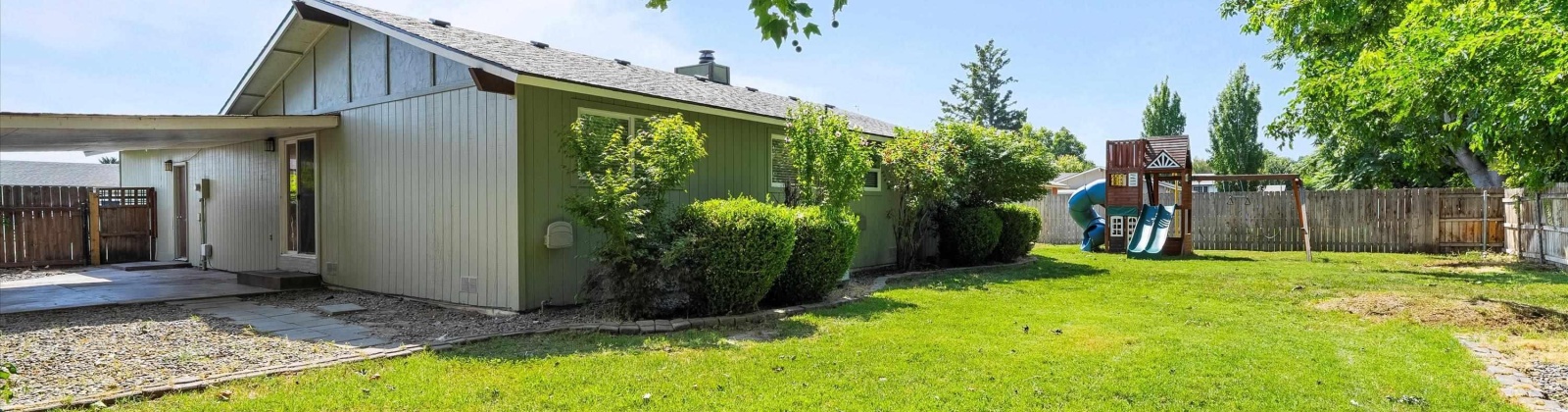 Garfield Pl, Kennewick, Washington 99337, 3 Bedrooms Bedrooms, ,2 BathroomsBathrooms,For Sale,Garfield Pl,286026