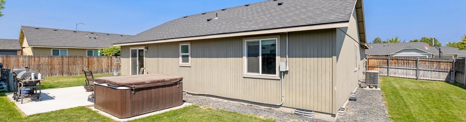 25th Ct, Kennewick, Washington 99337, 3 Bedrooms Bedrooms, ,2 BathroomsBathrooms,For Sale,25th Ct,286037