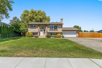Sylvester St, Pasco, Washington 99301, 4 Bedrooms Bedrooms, ,2 BathroomsBathrooms,For Sale,Sylvester St,286031