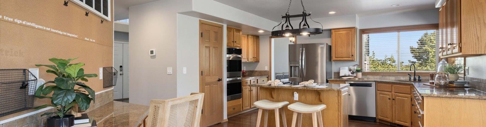 Irby St, Kennewick, Washington 99337-2456, 4 Bedrooms Bedrooms, ,3 BathroomsBathrooms,For Sale,Irby St,286028