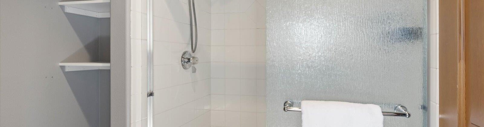 Irby St, Kennewick, Washington 99337-2456, 4 Bedrooms Bedrooms, ,3 BathroomsBathrooms,For Sale,Irby St,286028