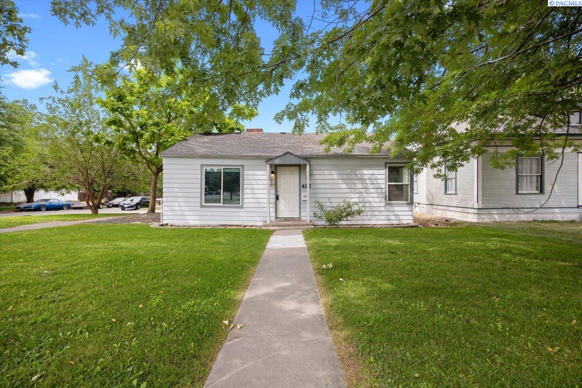 Kennewick Ave, Kennewick, Washington 99336, 2 Bedrooms Bedrooms, 0 ,1 BathroomBathrooms,Multi-family,For Sale,Kennewick Ave,0,286053