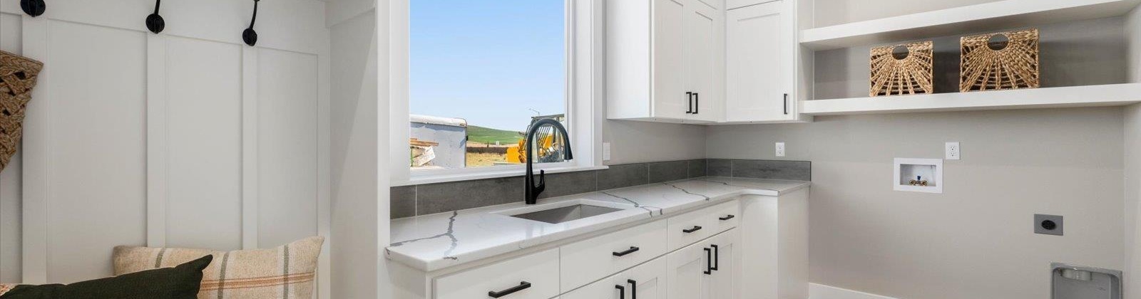 Grange St, Kennewick, Washington 99338, 4 Bedrooms Bedrooms, 0 ,4 BathroomsBathrooms,Houses,For Sale,Grange St,0,286051