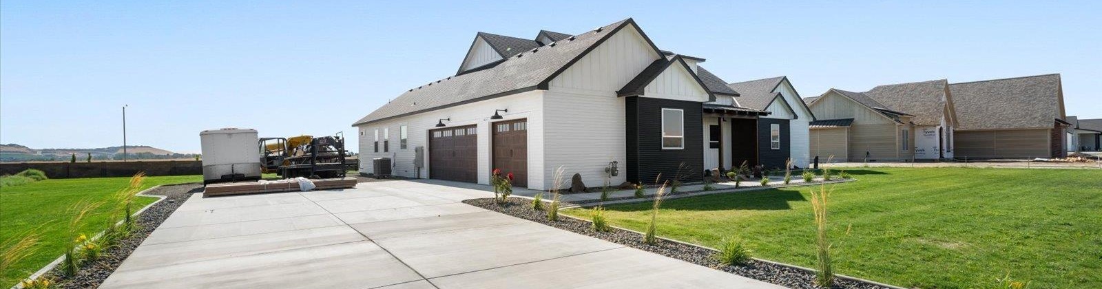 Grange St, Kennewick, Washington 99338, 4 Bedrooms Bedrooms, 0 ,4 BathroomsBathrooms,Houses,For Sale,Grange St,0,286051