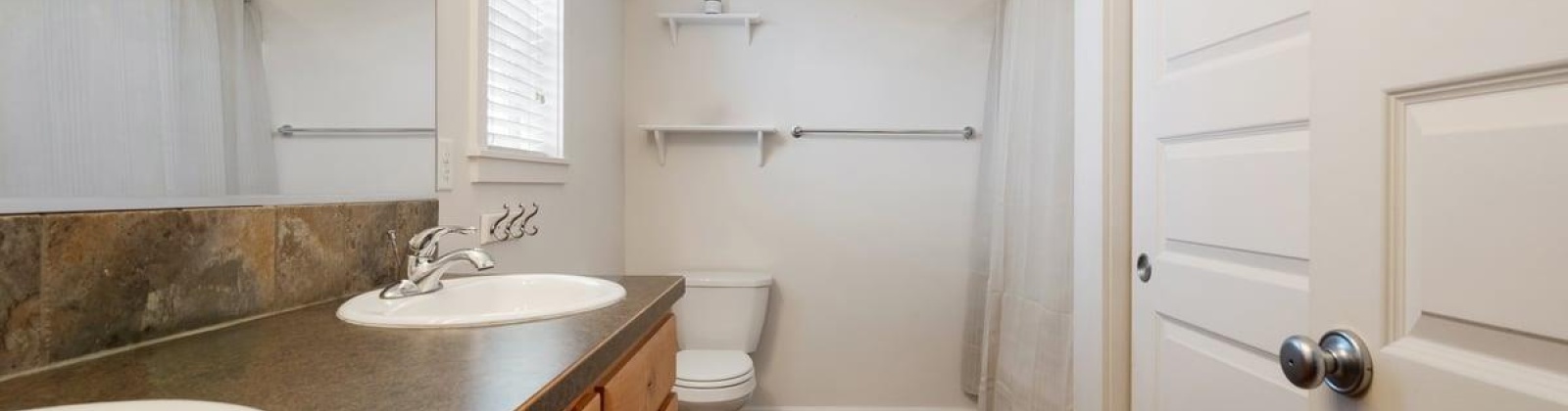Landsdowne ct, Pasco, Washington 99301, 4 Bedrooms Bedrooms, 0 ,3 BathroomsBathrooms,Houses,For Sale,Landsdowne ct,0,286049