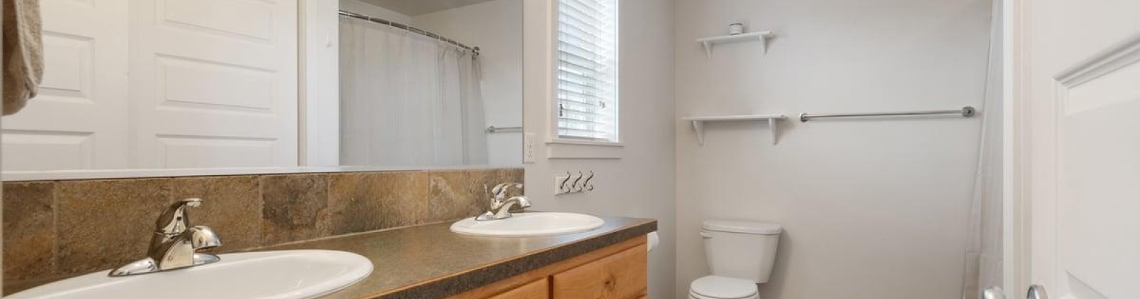 Landsdowne ct, Pasco, Washington 99301, 4 Bedrooms Bedrooms, 0 ,3 BathroomsBathrooms,Houses,For Sale,Landsdowne ct,0,286049