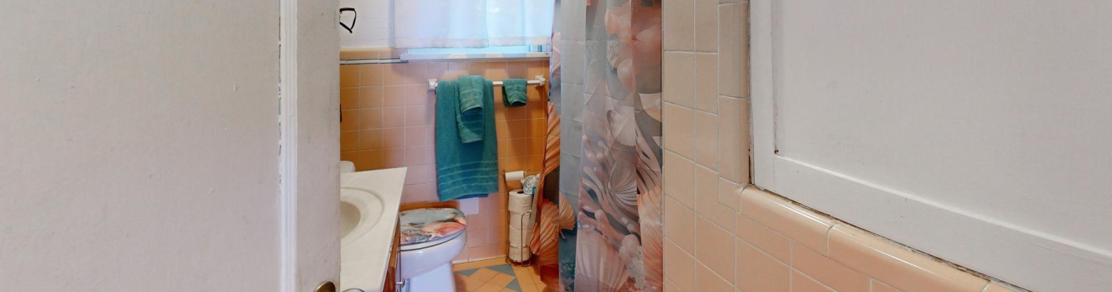 State St, Pullman, Washington 99163, 8 Bedrooms Bedrooms, ,3 BathroomsBathrooms,Multi-family,For Sale,State St,286057