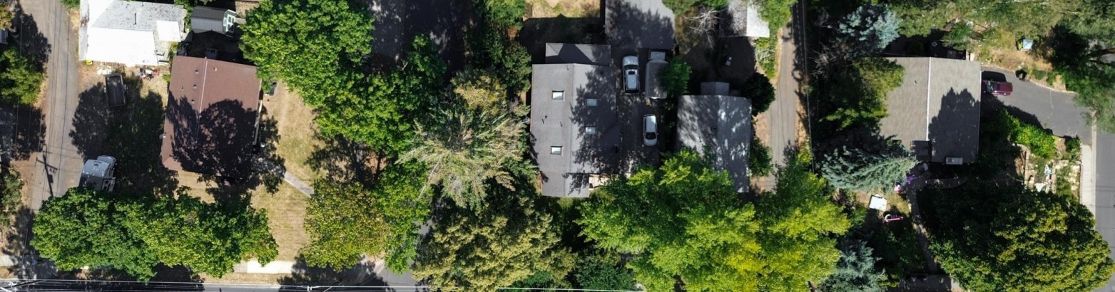 State St, Pullman, Washington 99163, 8 Bedrooms Bedrooms, ,3 BathroomsBathrooms,Multi-family,For Sale,State St,286057