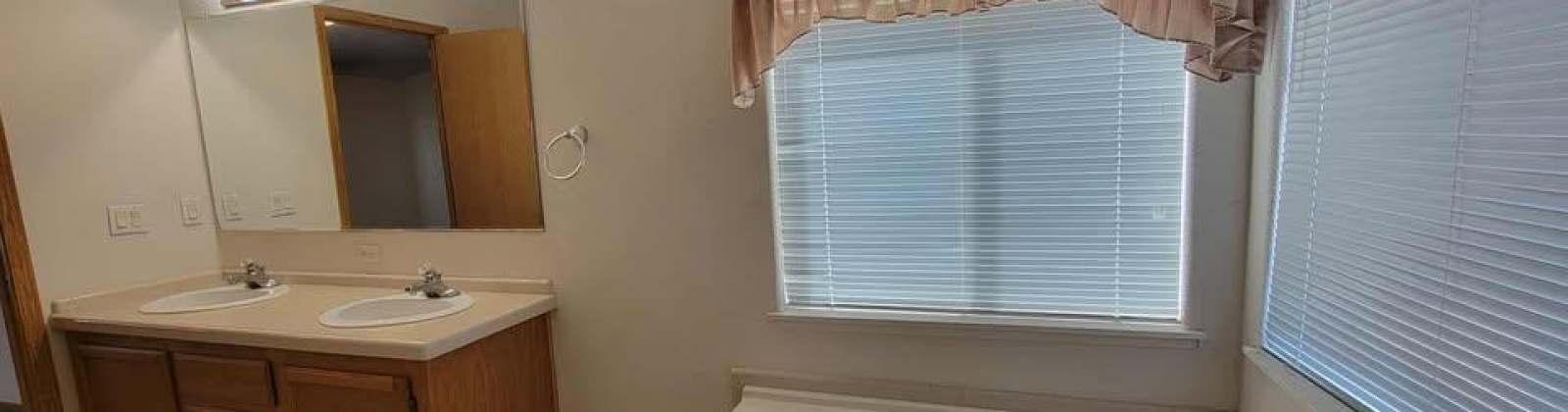 Old Inland Empire Hwy, Prosser, Washington 99350, 3 Bedrooms Bedrooms, 0 ,2 BathroomsBathrooms,Manufactured Homes,For Sale,Old Inland Empire Hwy,0,286079