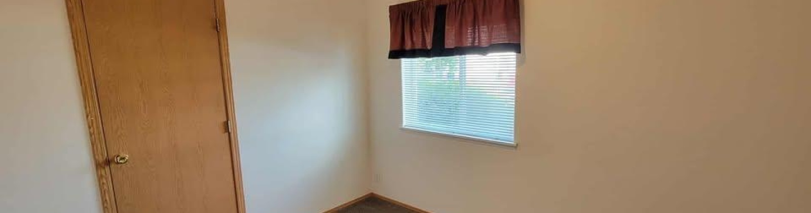 Old Inland Empire Hwy, Prosser, Washington 99350, 3 Bedrooms Bedrooms, 0 ,2 BathroomsBathrooms,Manufactured Homes,For Sale,Old Inland Empire Hwy,0,286079
