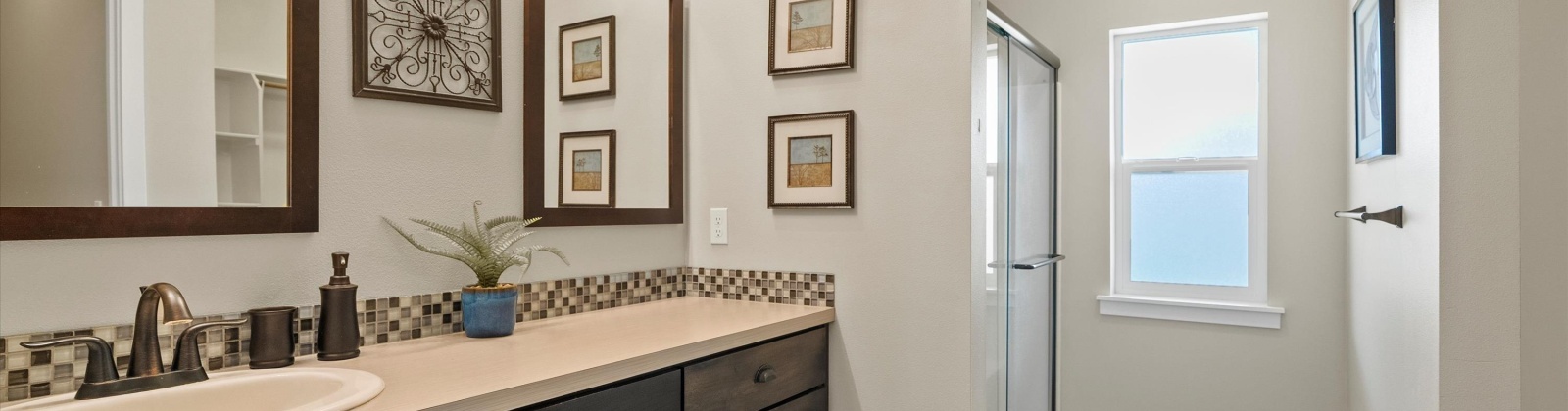 Oklahoma St., Kennewick, Washington 99336, 4 Bedrooms Bedrooms, ,2 BathroomsBathrooms,For Sale,Oklahoma St.,286076