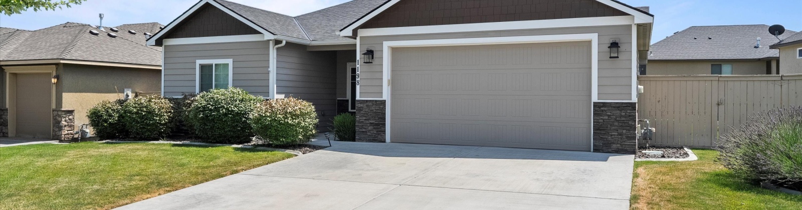 Oklahoma St., Kennewick, Washington 99336, 4 Bedrooms Bedrooms, ,2 BathroomsBathrooms,For Sale,Oklahoma St.,286076