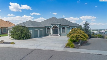 Sundance Drive, Richland, Washington 99352, 3 Bedrooms Bedrooms, ,2 BathroomsBathrooms,For Sale,Sundance Drive,286073
