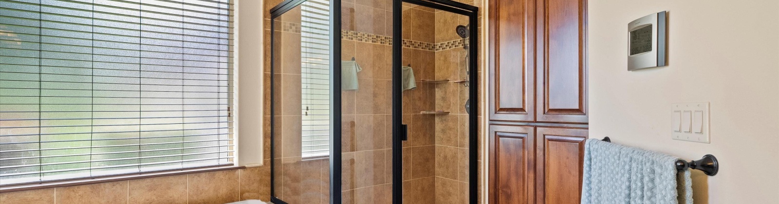 Chardonnay Dr, Pasco, Washington 99301, 3 Bedrooms Bedrooms, ,3 BathroomsBathrooms,For Sale,Chardonnay Dr,286072