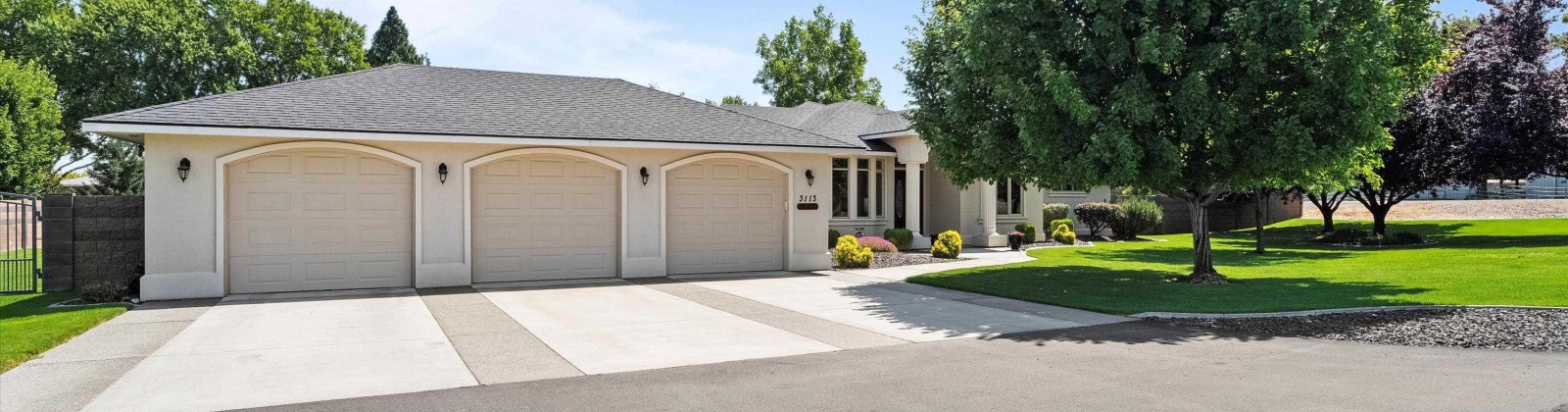 Chardonnay Dr, Pasco, Washington 99301, 3 Bedrooms Bedrooms, ,3 BathroomsBathrooms,For Sale,Chardonnay Dr,286072
