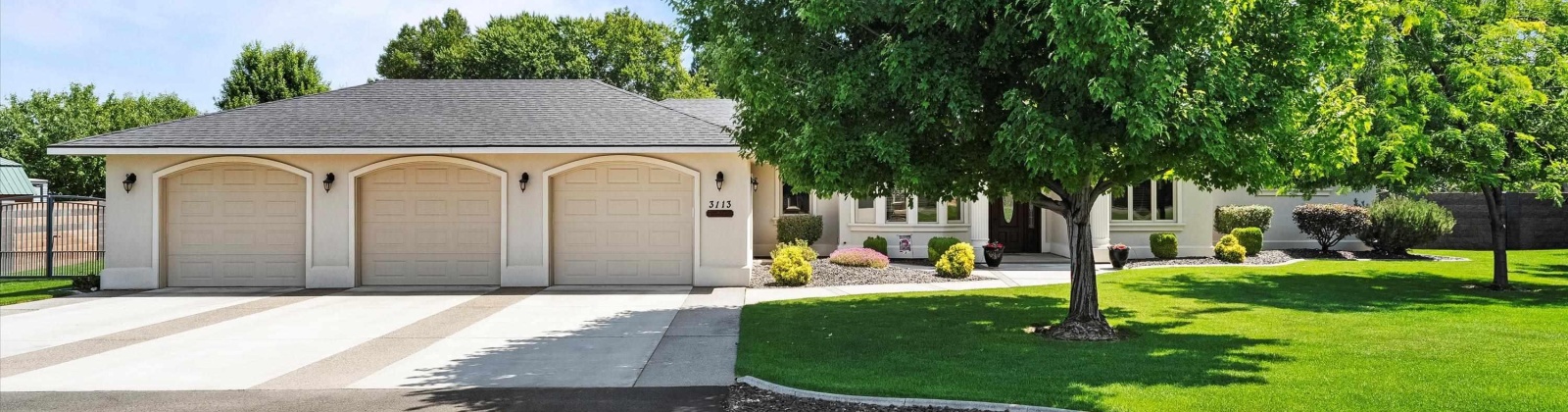 Chardonnay Dr, Pasco, Washington 99301, 3 Bedrooms Bedrooms, ,3 BathroomsBathrooms,For Sale,Chardonnay Dr,286072