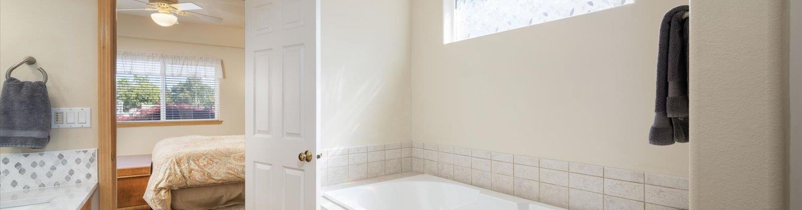 Venus Circle, Richland, Washington 99352, 4 Bedrooms Bedrooms, ,2 BathroomsBathrooms,For Sale,Venus Circle,283976