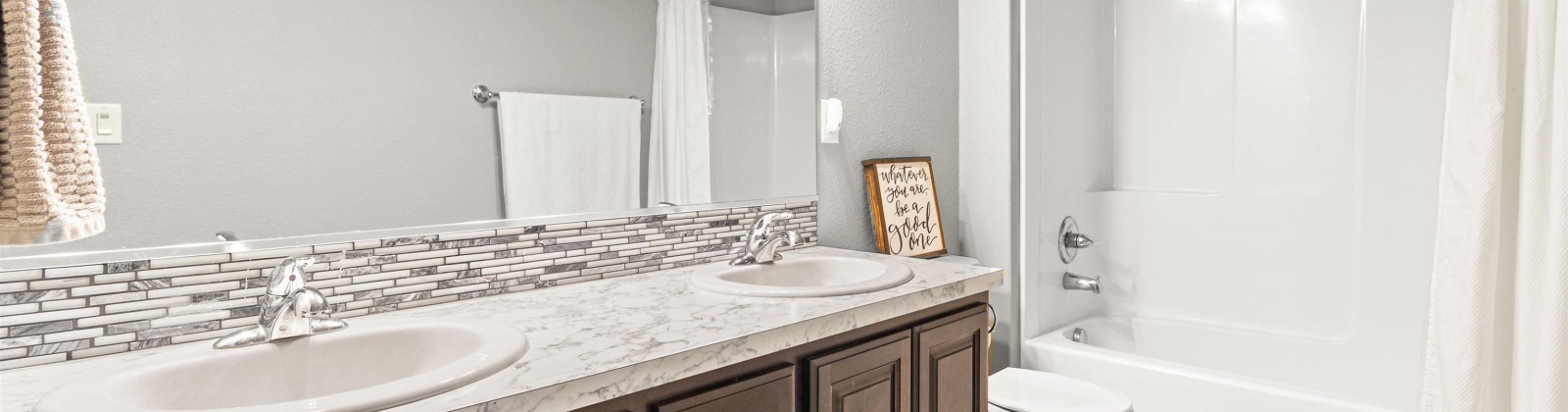 Corvina Street, Richland, Washington 99352-5710, 4 Bedrooms Bedrooms, 0 ,3 BathroomsBathrooms,Houses,For Sale,Corvina Street,0,286088