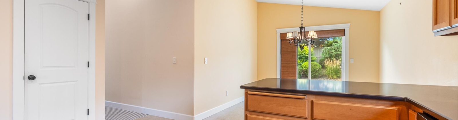 19th, Kennewick, Washington 99338, 3 Bedrooms Bedrooms, 0 ,2 BathroomsBathrooms,Houses,For Sale,19th,0,286084