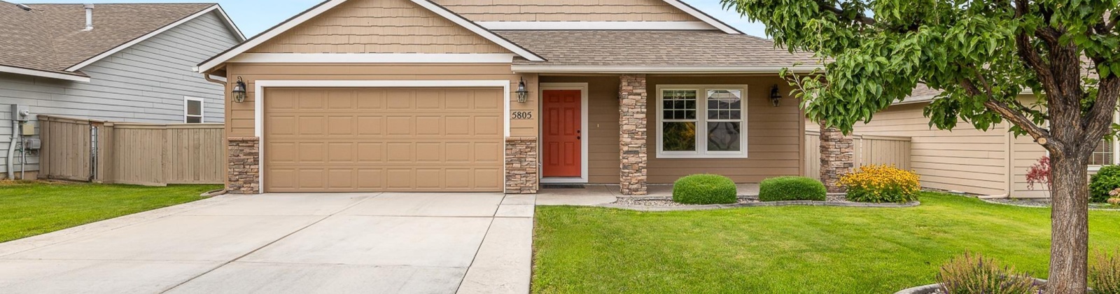 19th, Kennewick, Washington 99338, 3 Bedrooms Bedrooms, 0 ,2 BathroomsBathrooms,Houses,For Sale,19th,0,286084