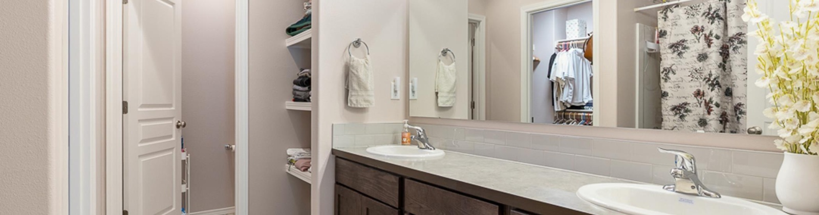 Zillah Pl, Kennewick, Washington 99337, 3 Bedrooms Bedrooms, ,2 BathroomsBathrooms,For Sale,Zillah Pl,286108