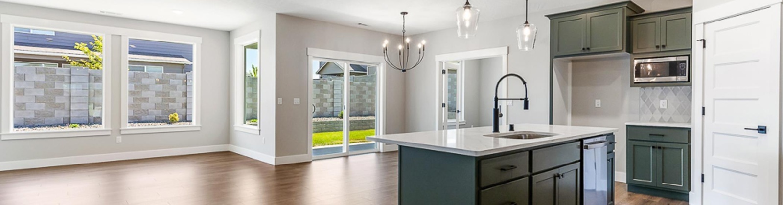 34th Pl, Kennewick, Washington 99338, 3 Bedrooms Bedrooms, ,2 BathroomsBathrooms,For Sale,34th Pl,286104