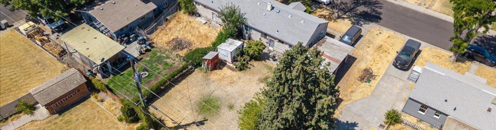Douglass Ave, Richland, Washington 99352, 4 Bedrooms Bedrooms, ,2 BathroomsBathrooms,Multi-family,For Sale,Douglass Ave,286114