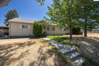 Douglass Ave, Richland, Washington 99352, 4 Bedrooms Bedrooms, ,2 BathroomsBathrooms,Multi-family,For Sale,Douglass Ave,286114