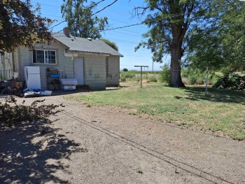 Alexander Rd., Sunnyside, Washington 98944, 2 Bedrooms Bedrooms, ,1 BathroomBathrooms,For Sale,Alexander Rd.,286126