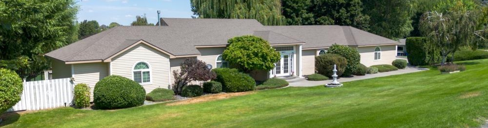 Eastlake Drive, West Richland, Washington 99353, 3 Bedrooms Bedrooms, ,3 BathroomsBathrooms,For Sale,Eastlake Drive,286122