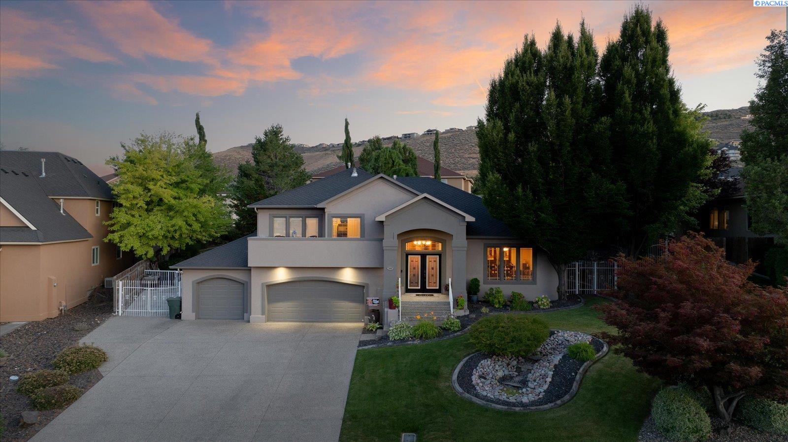 Falconridge St, Richland, Washington 99352, 4 Bedrooms Bedrooms, 0 ,4 BathroomsBathrooms,Houses,For Sale,Falconridge St,0,286141
