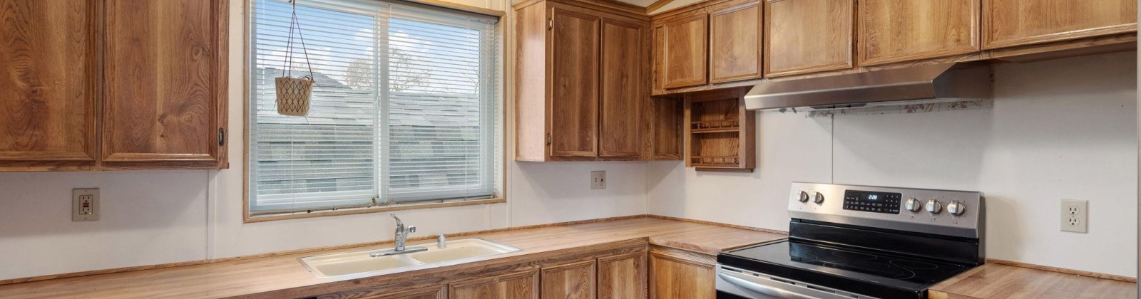 Mercury Dr, Richland, Washington 99354, 3 Bedrooms Bedrooms, 0 ,2 BathroomsBathrooms,Manufactured Homes,For Sale,Mercury Dr,0,282097