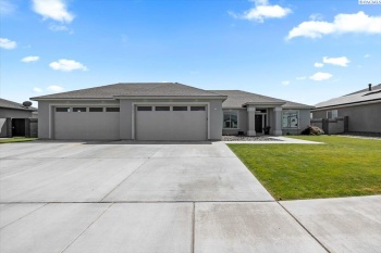 Cyprus Lp, West Richland, Washington 99353, 4 Bedrooms Bedrooms, ,2 BathroomsBathrooms,For Sale,Cyprus Lp,286162