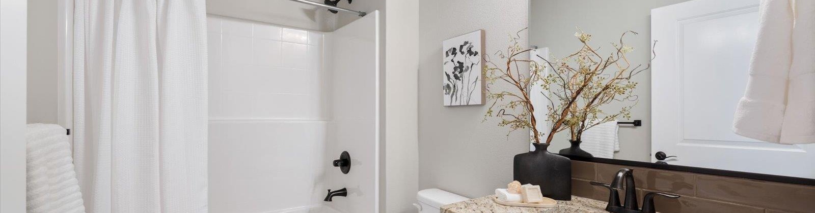 Taft Place, Kennewick, Washington 99338, 2 Bedrooms Bedrooms, ,2 BathroomsBathrooms,For Sale,Taft Place,286167