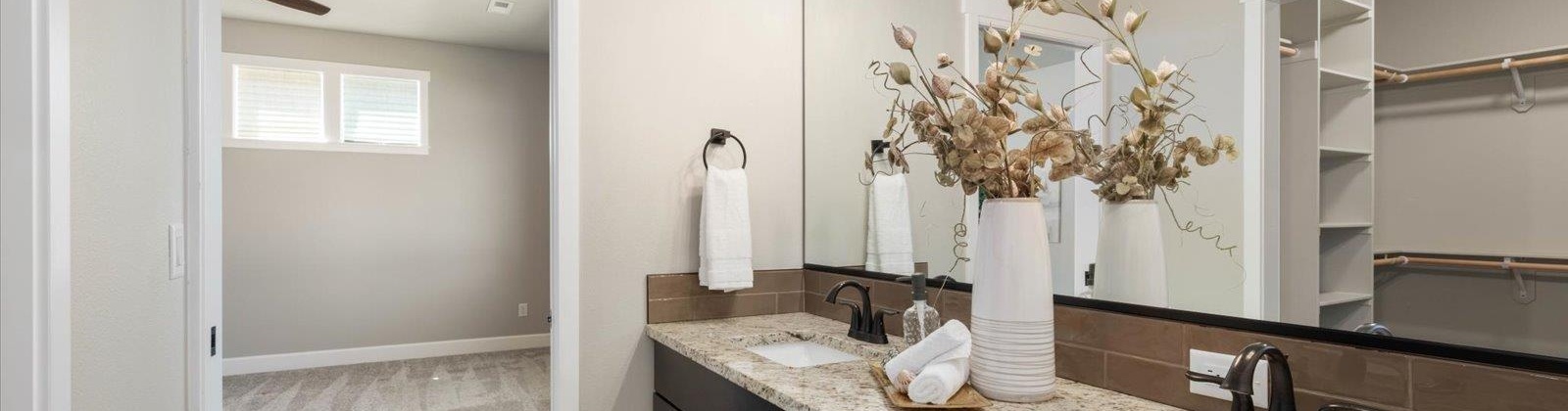 Taft Place, Kennewick, Washington 99338, 2 Bedrooms Bedrooms, ,2 BathroomsBathrooms,For Sale,Taft Place,286167