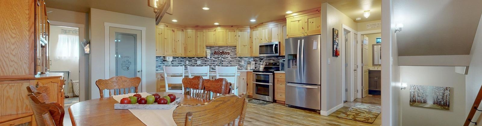 113 Pr NE, Benton City, Washington 99320, 3 Bedrooms Bedrooms, ,4 BathroomsBathrooms,For Sale,113 Pr NE,286151
